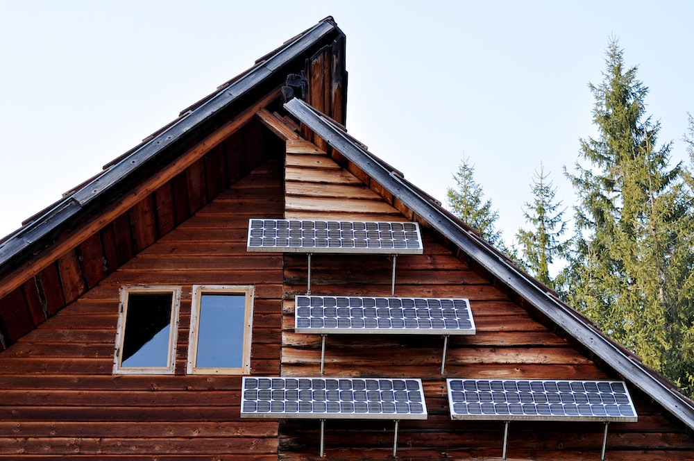 Obtenir l'autorisation pour installer des panneaux solaires : démarches et réglementations