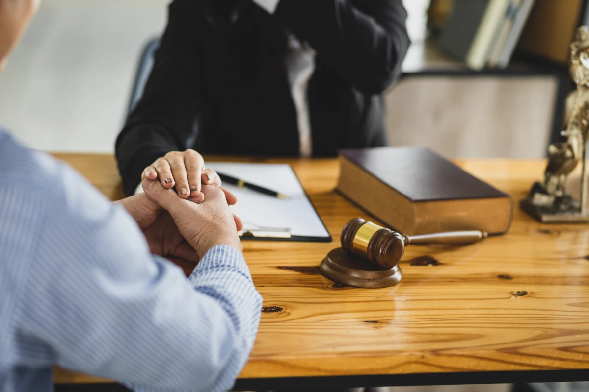Le Notaire : Votre Allié Indispensable pour Lancer Votre Entreprise