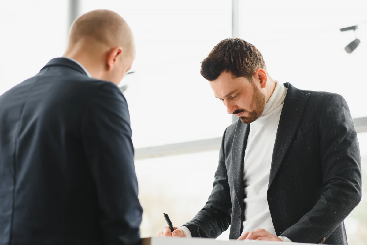 Les droits et obligations des franchisés dans les contrats de franchise commerciale